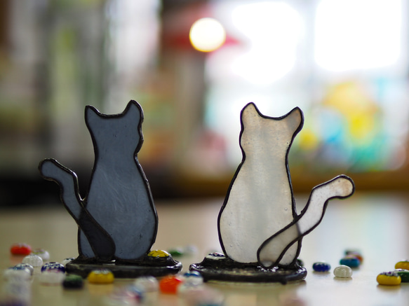 「長崎発！尾曲がり猫にゃん(ペア)」ステンドグラス 1枚目の画像