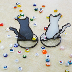 「長崎発！尾曲がり猫にゃん(ペア)」ステンドグラス 3枚目の画像