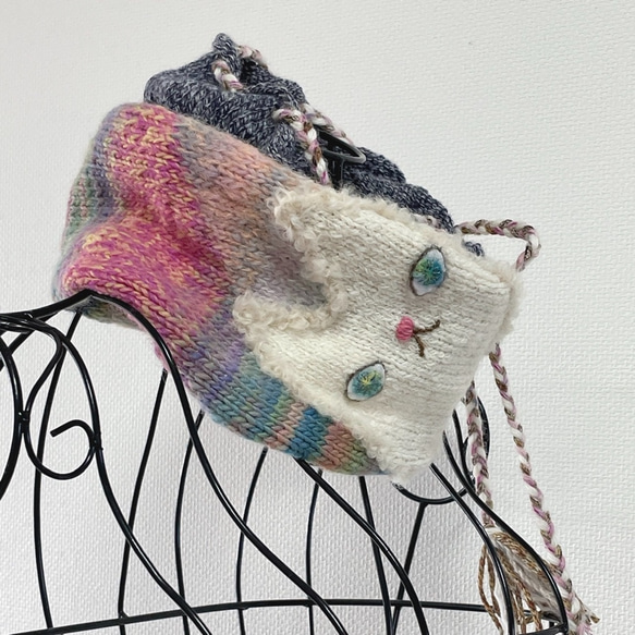 具有美麗漸變的羊毛貓帽保暖器（粉彩） 第4張的照片