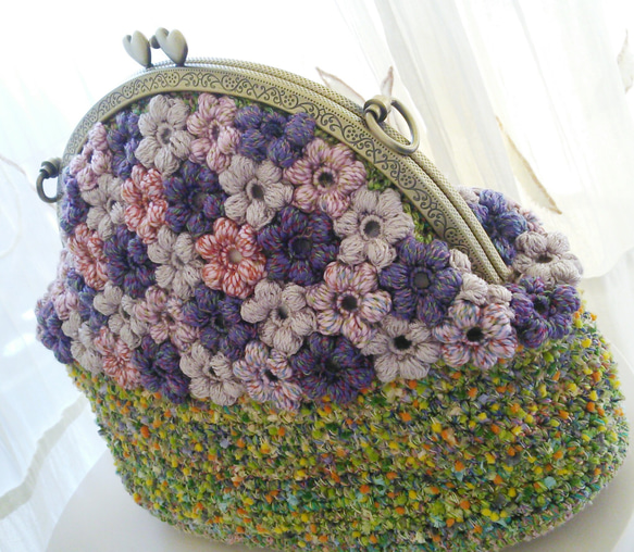 お花モチーフのバッグ（グリーン×パープル） 2枚目の画像