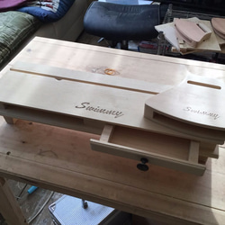 iPadAir2➕Iphoneスピーカー機能付スタンド  テーブル 4枚目の画像