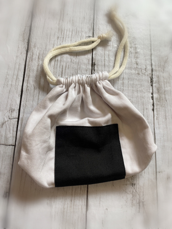 ★ななちゃん★ キリンミニバッグ / おにぎり巾着 / エビフライポーチ 巾着 ポーチ ぎゅっとおにぎりさん 刺繍 ミニ巾着 布製 （ 巾着