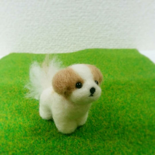 羊毛フェルトシーズー 羊毛フェルト Lana** 通販 11857635｜Creema