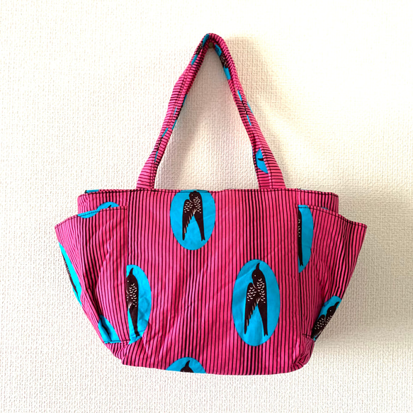 アフリカ布　トートバッグ バード柄　ピンク/ブルー　アフリカンプリント　大容量マザーズバッグ　旅行　ツバメ　鳥　春色 2枚目の画像