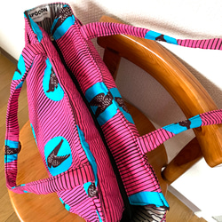 アフリカ布　トートバッグ バード柄　ピンク/ブルー　アフリカンプリント　大容量マザーズバッグ　旅行　ツバメ　鳥　春色 6枚目の画像