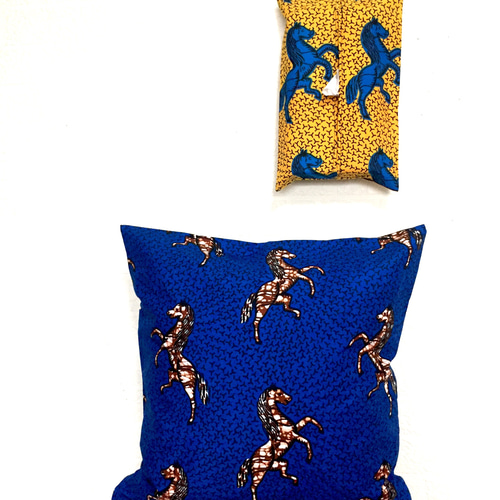 アフリカン クッションカバー 馬柄 ロイヤルブルー/ブラウン ミッド