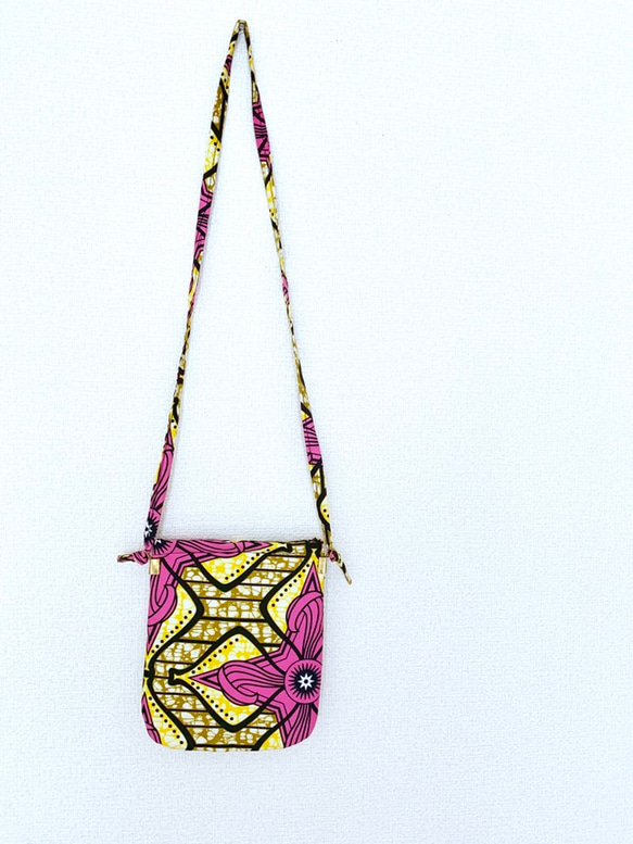 アフリカ布 サコッシュ ボタニカル花柄イエロー/ピンク 斜めがけ ショルダーバッグ 2Way 秋バッグ ポシェット 8枚目の画像