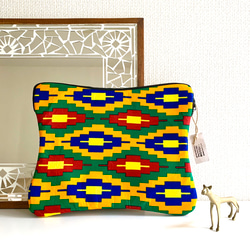 アフリカ布　PCケース  12インチ　ガーナ伝統織物ケンテ　トライバル柄　MacBook 一点物 アフリカンプリント 1枚目の画像
