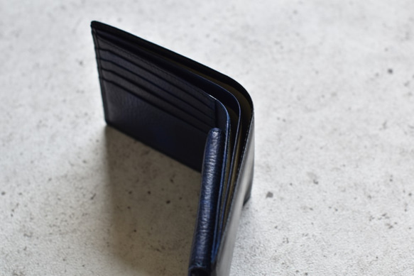 二つ折り財布 クルーズ  黒×カモフラージュブルー 7枚目の画像