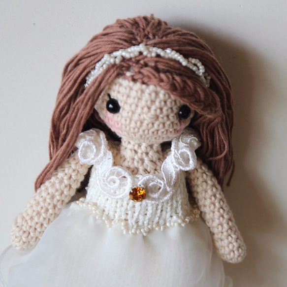 【布。棉花】小美娃娃，新娘造型, 白紗, 純白珍珠蕾絲裙, 珍珠公主髮圈 第2張的照片