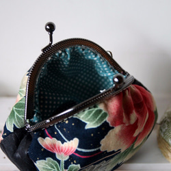 【布。棉花】8公分圓弧口金包 復古花卉日式元寶包 第1張的照片