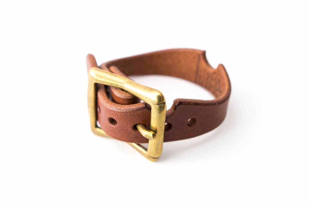 レザーブレスレット　ブラウン『美人百花』　掲載作品