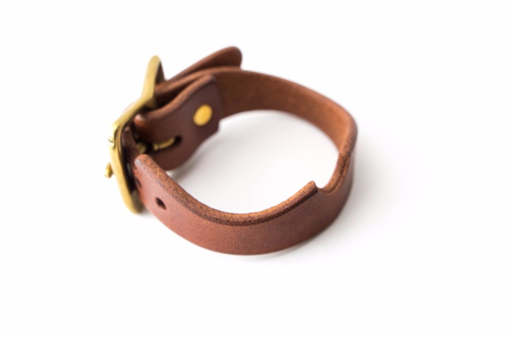 レザーブレスレット　ブラウン『美人百花』　掲載作品