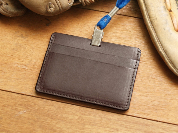 Leather ID card holder / badge holder (Custom Name) 5枚目の画像