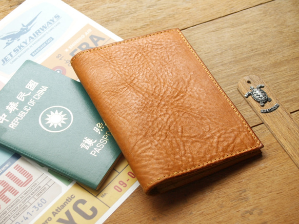 Leather Passport Case - Classic Tan 4枚目の画像