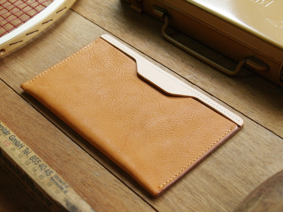 Leather Phone Case for iPhone 13 / 13 pro (Custom Name) 7枚目の画像