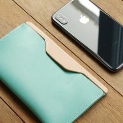 iPhone 11 Pro Max -Tiffany Blue 真皮手機套/存摺套 (免費客製刻印/禮物包裝) 第2張的照片