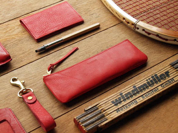[ weekenlife ] - Leather Pen Case( Custom Name ) - Coral Red 6枚目の画像