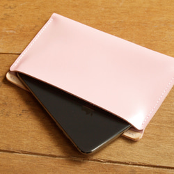 iPhone 15 / 15 Pro - Pearl Pink 手工真皮手機套/存摺套(免費客製刻印/禮物包裝) 第6張的照片