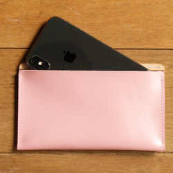 iPhone 15 / 15 Pro - Pearl Pink 手工真皮手機套/存摺套(免費客製刻印/禮物包裝) 第7張的照片