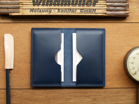 Leather Card Case ( Custom Name ) - Navy Blue 3枚目の画像