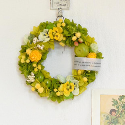 プランタン（ミモザとパンジーのリース） 1枚目の画像