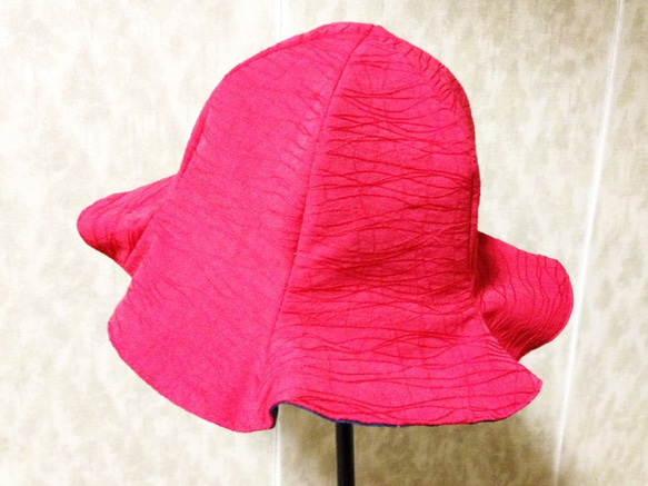 兒童鬱金香帽子紅色水果×模式 第5張的照片