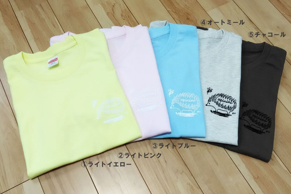 春色！ハリネズミのＴシャツ 2枚目の画像