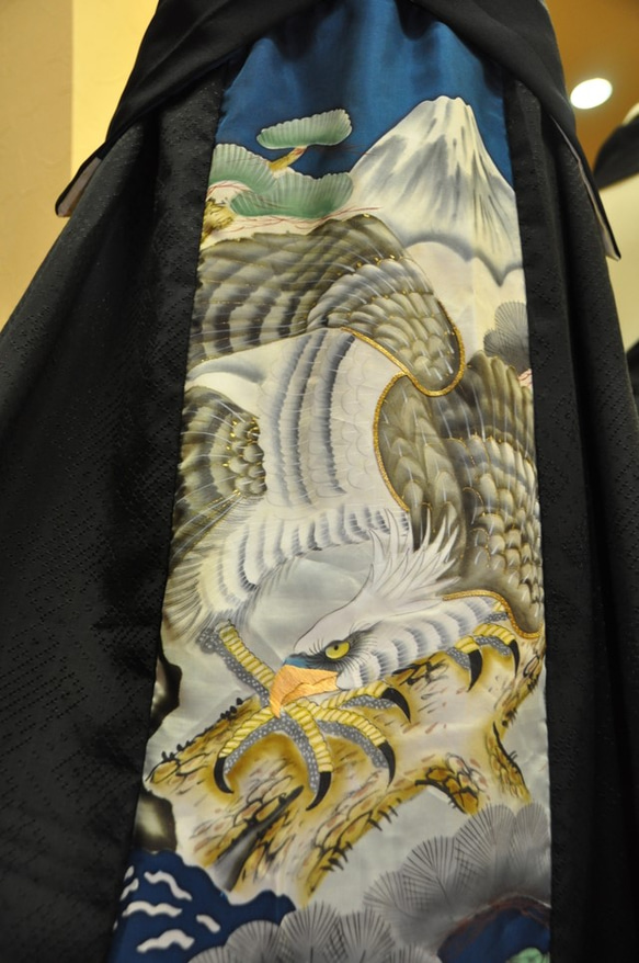 一富士　二鷹　三貴女　黒・エメラルドブルー色　鷹着物リメイクスカート・ショールベスト 4枚目の画像