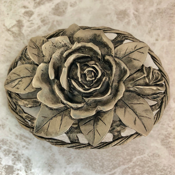 ベルト バックル シルバー バラの花 ハンドメイドがお好きな貴女に