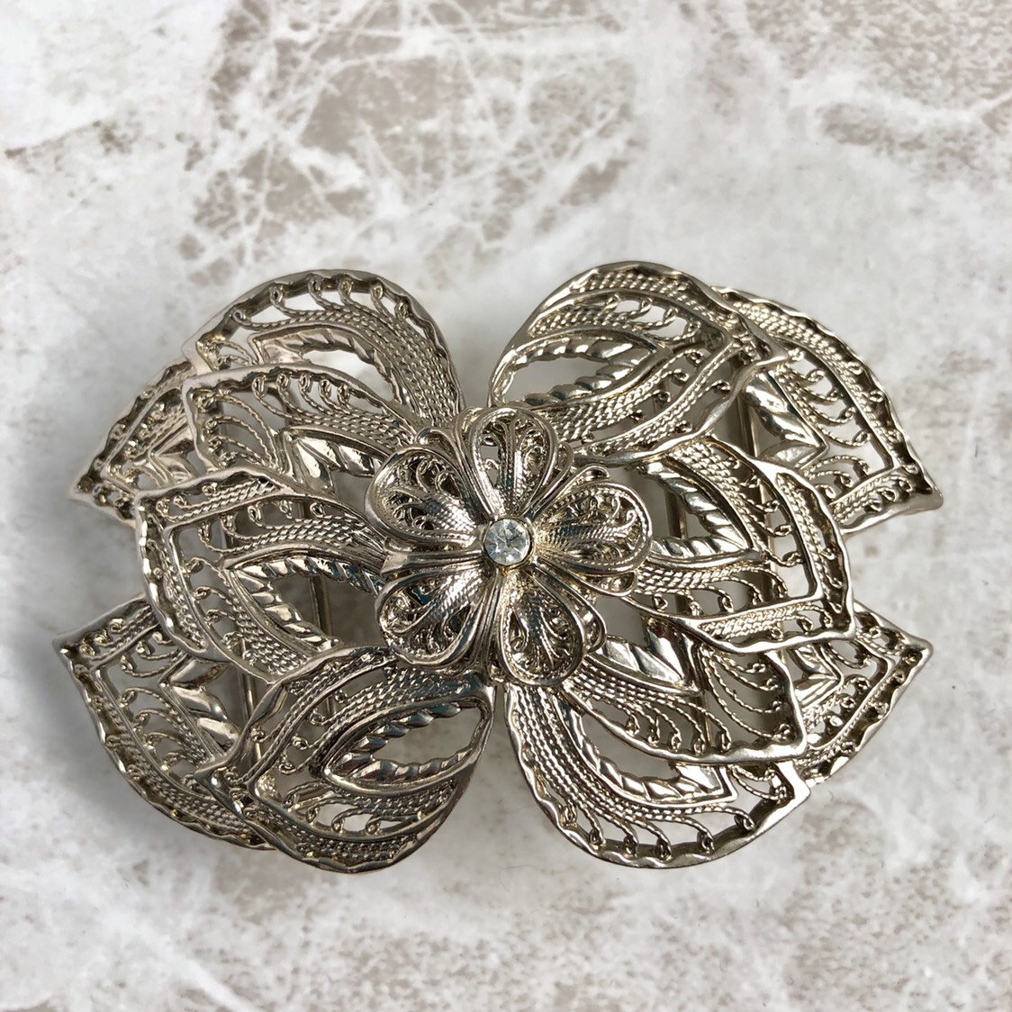 ベルト バックル シルバー 蝶と花 スワロフスキー ハンドメイド