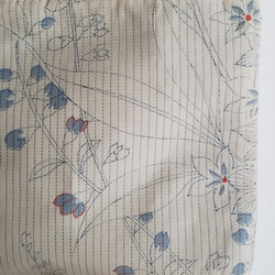 花模様の着物リメイクポーチ 5枚目の画像