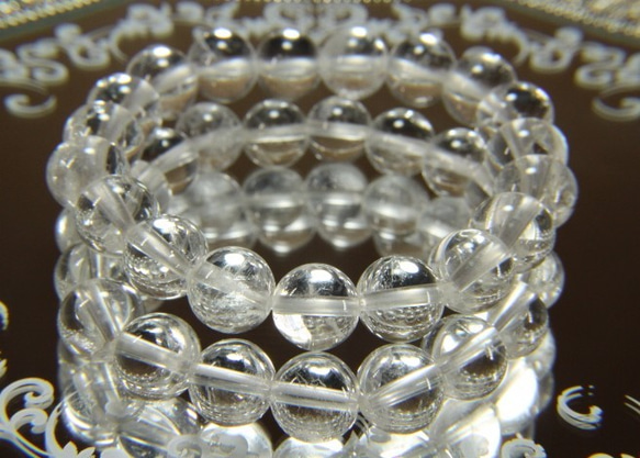ヒマラヤ産水晶のブレスレット（10ｍｍ玉） 3枚目の画像