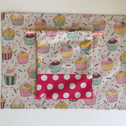 【K16】給食袋＆ランチョンマット(30×40)カップケーキピンク 2枚目の画像