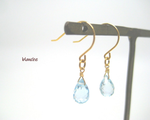 14KGF スカイブルートパーズのピアス ピアス（フック・チェーン