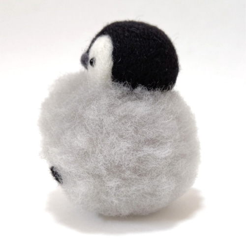 もこもこ 皇帝ペンギンの赤ちゃん 羊毛フェルト 羊毛フェルト ふあとろ
