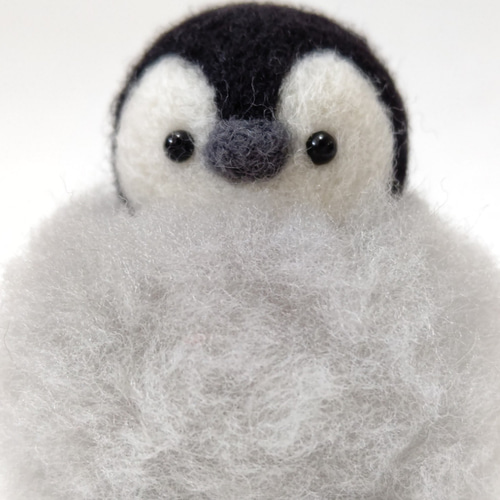 もこもこ 皇帝ペンギンの赤ちゃん 羊毛フェルト 羊毛フェルト ふ