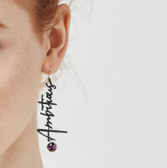 <Made-to-order>Lettering Leather & Swarovski Earring 第1張的照片