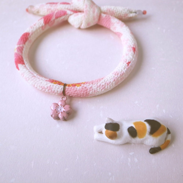 日本犬貓和布頸圈 項圈(單結式)--白櫻+粉櫻花鈴鐺 第3張的照片