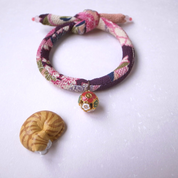 日本の犬や猫や布の襟カラー（シングルジャンクション） - 紫+梅ラウンドの鐘 2枚目の画像