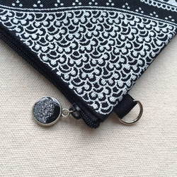 Hand Painted Henna bag Mandala Pattern Zipper Pouch Cosmetic 4枚目の画像