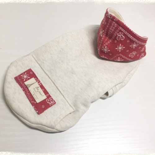 バンダナ柄パーカー 犬服ハンドメイド ペット服・アクセサリー