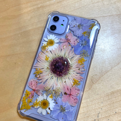 鏡の中の花、水の月、ドライフラワーのスマホケース 2枚目の画像