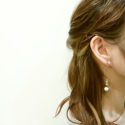 14kgfピアス】ゆるまきピアス【クリスタル】 ピアス（スタッド・一粒