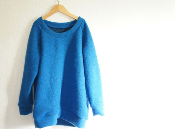 ウインターブルーのセーター 4枚目の画像