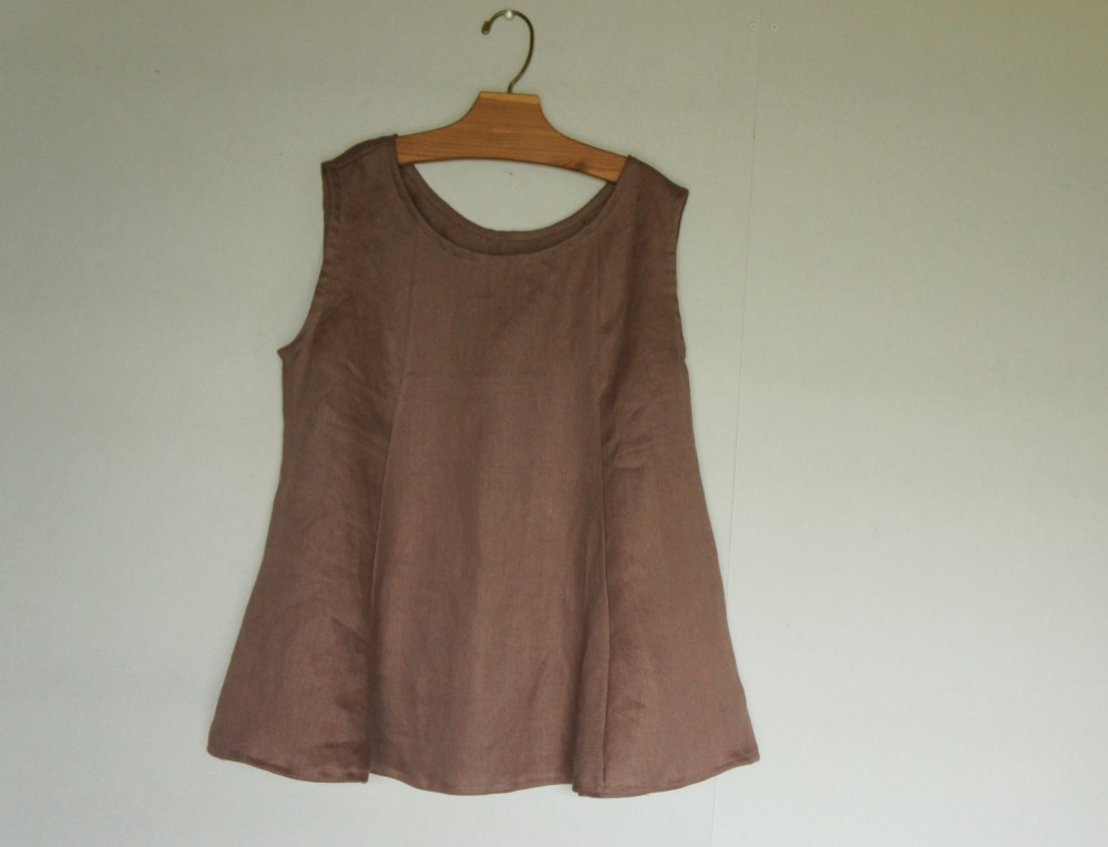 ノースリーブフレアーブラウス　リネンココア