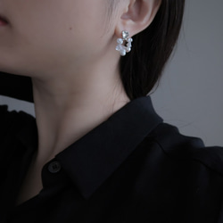 925純銀 原焠花圈 白水晶 淡水珍珠 耳環 耳夾 一對 第9張的照片