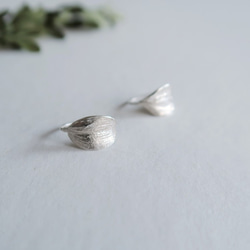 森林系 925純銀 小巧園葉 C型 耳環 或 耳夾 一對 第1張的照片