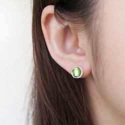 925純銀 蘋果綠琉璃  耳環(一對) 第5張的照片