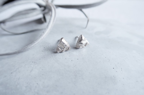 925純銀 三角礦石/小石子 耳環或耳夾 (一對) 第1張的照片